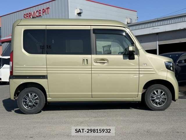 Honda N-VAN 2019-08 6015454-25