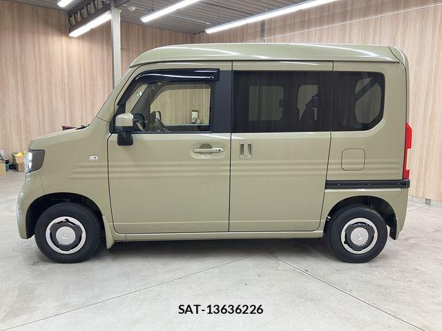 Honda N-VAN 2018-11 7329136-23