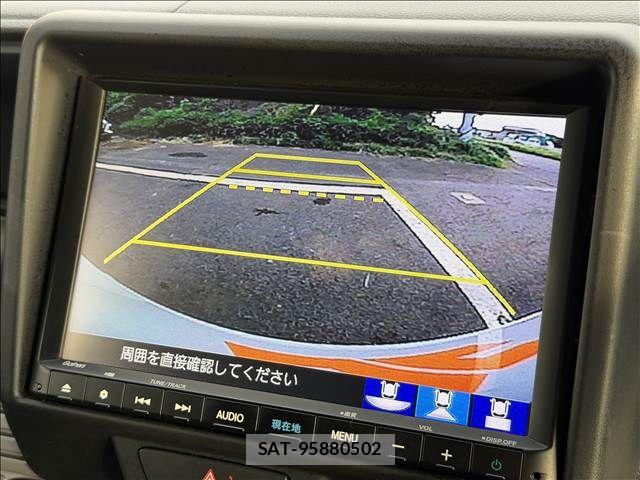 Honda N-VAN 2022-08 7980454-11
