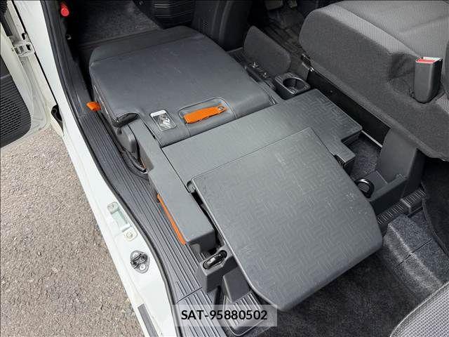 Honda N-VAN 2022-08 7980454-28