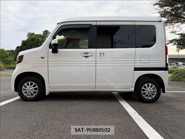 Honda N-VAN 2022-08 7980454-5