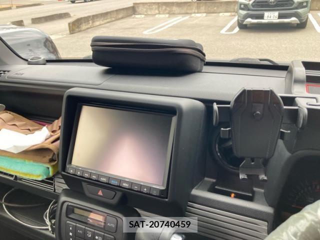 Honda N-VAN 2022-09 8037434-10