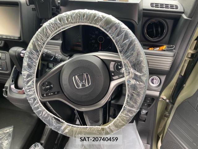 Honda N-VAN 2022-09 8037434-8