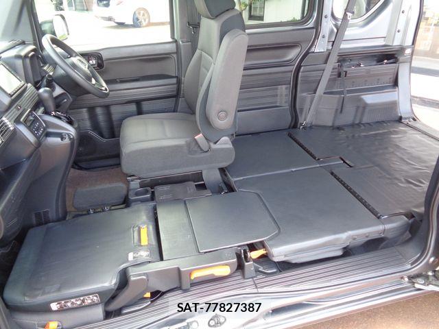 Honda N-VAN 2019-10 8075025-15