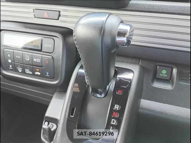 Honda N-VAN 2020-08 8101038-13