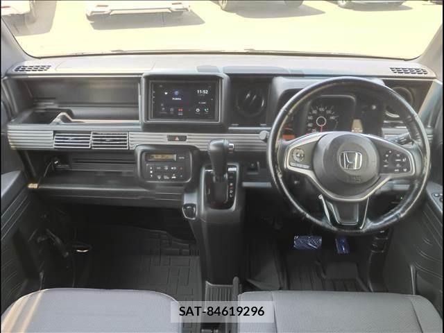 Honda N-VAN 2020-08 8101038-2