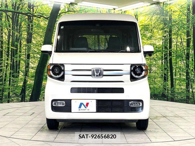 Honda N-VAN 2019-05 8316212-13