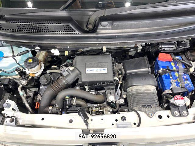Honda N-VAN 2019-05 8316212-17