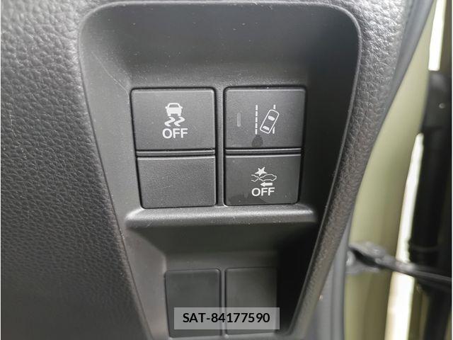 Honda N-VAN 2018-07 8367949-12