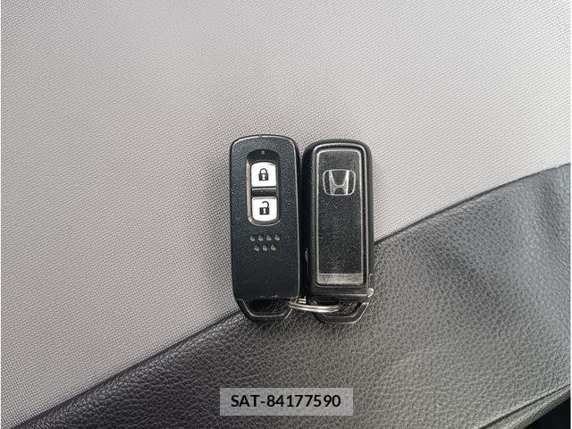 Honda N-VAN 2018-07 8367949-14