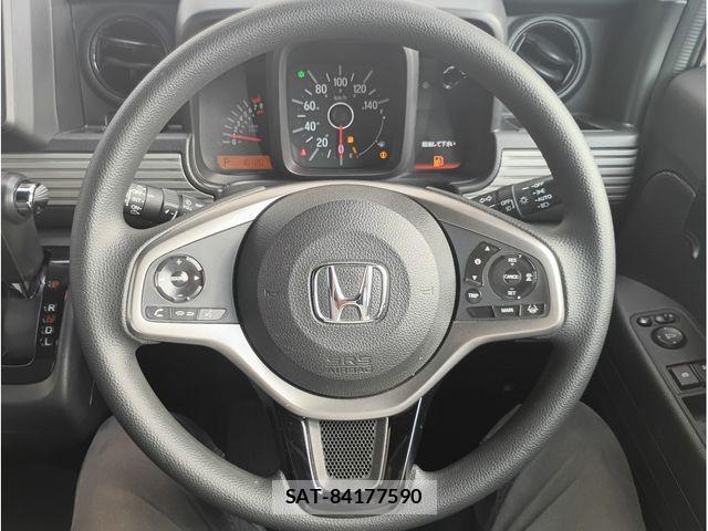 Honda N-VAN 2018-07 8367949-7