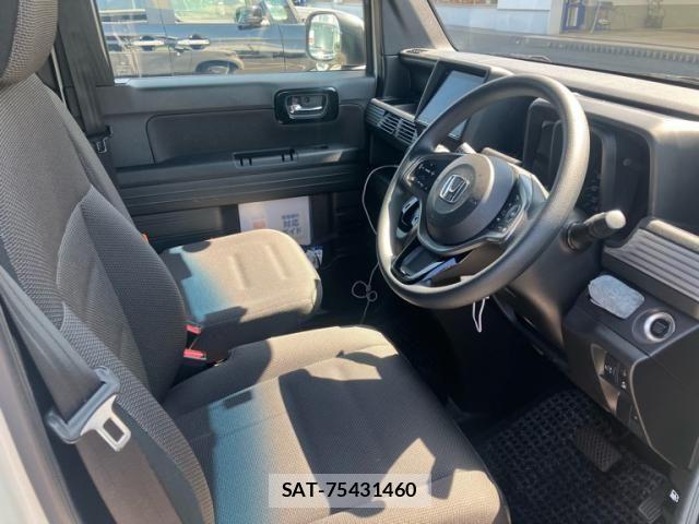 Honda N-VAN 2018-10 8414179-9