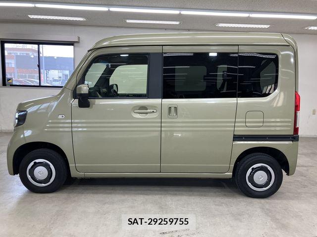 Honda N-VAN 2019-12 8526435-19