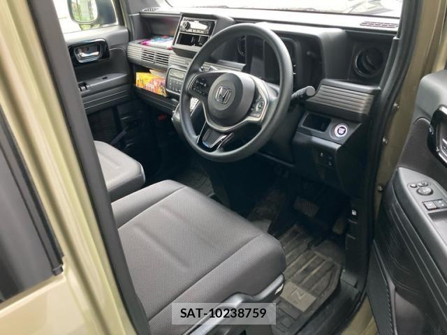 Honda N-VAN 2019-08 8628244-11