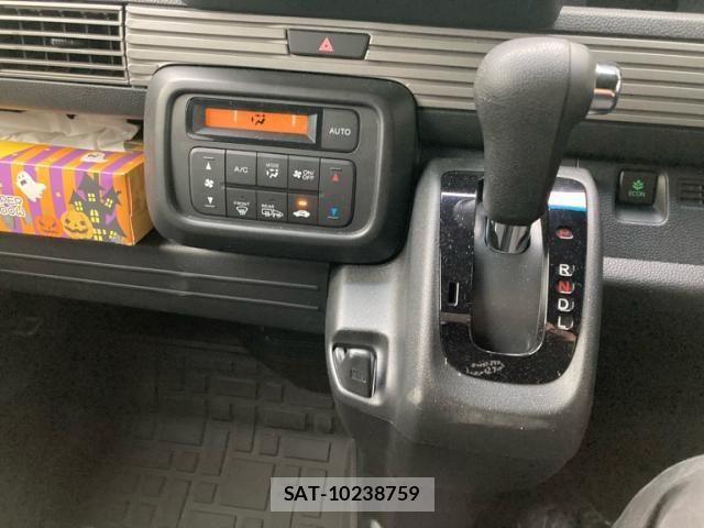 Honda N-VAN 2019-08 8628244-19