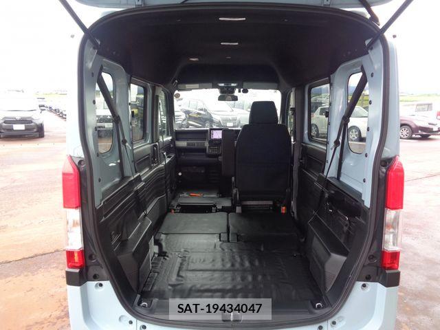 Honda N-VAN 2021-05 8660858-10