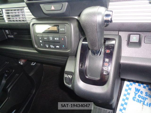 Honda N-VAN 2021-05 8660858-16