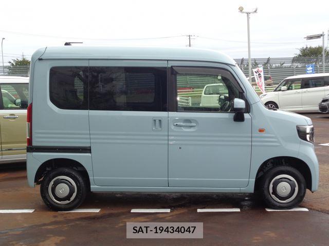 Honda N-VAN 2021-05 8660858-4