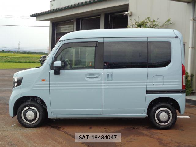 Honda N-VAN 2021-05 8660858-5