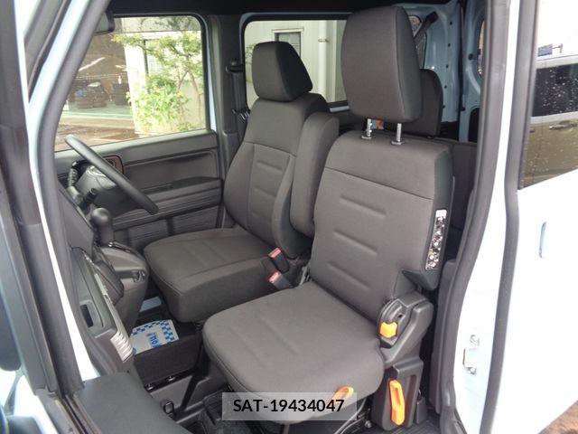 Honda N-VAN 2021-05 8660858-8