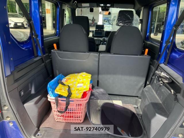 Honda N-VAN 2021-09 8881404-12