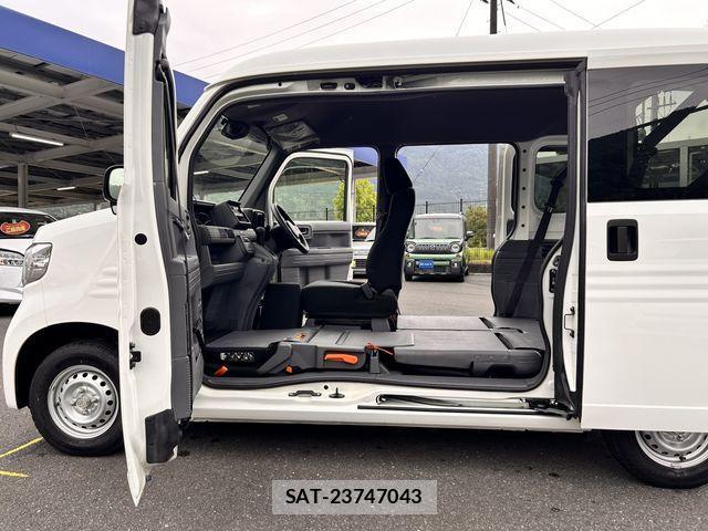 Honda N-VAN 2019-07 1198336-3
