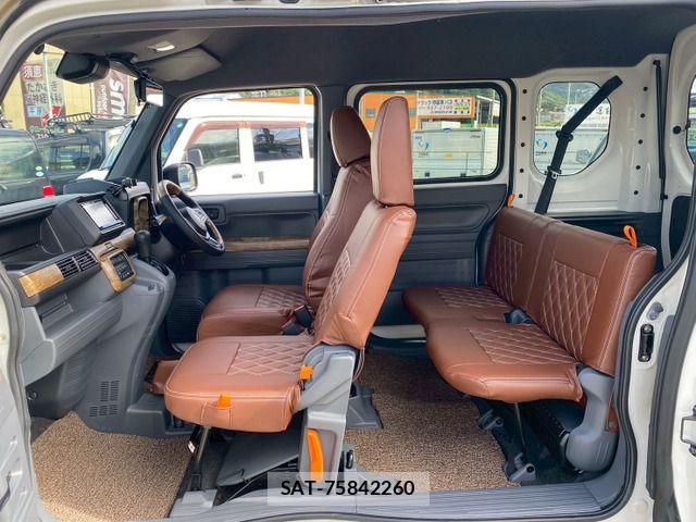 Honda N-VAN 2019-07 1355271-16