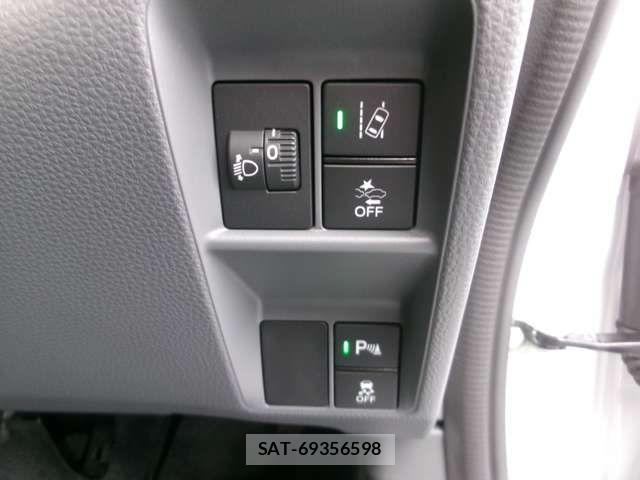 Honda N-VAN 2024-09 1414067-9