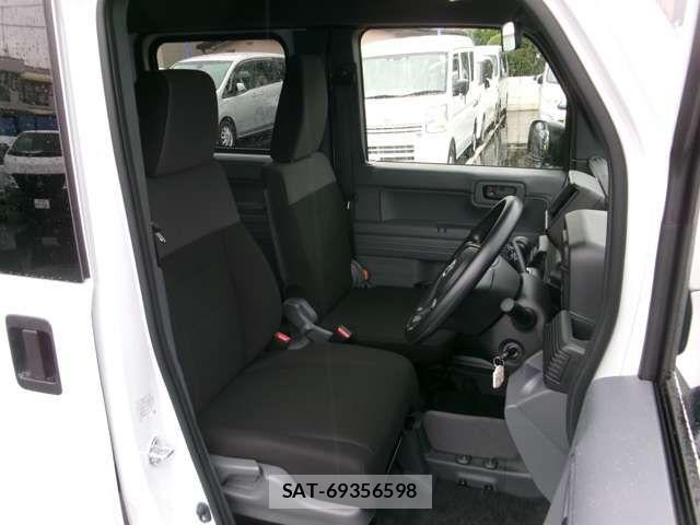 Honda N-VAN 2024-09 1414067-3