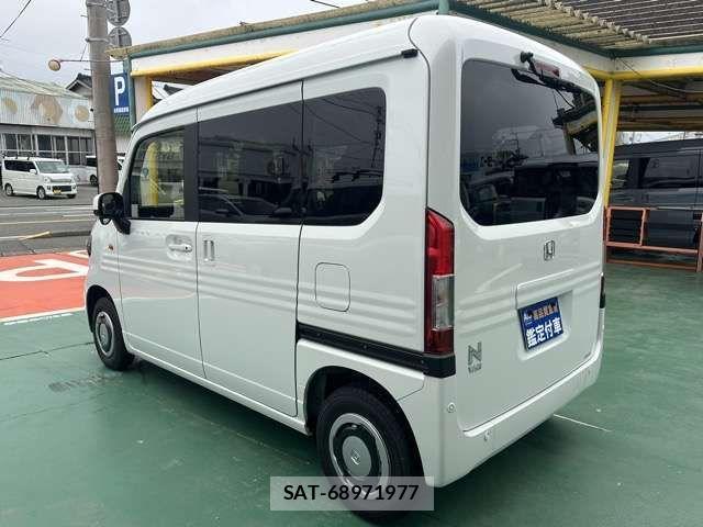 Honda N-VAN 2024-10 1429750-3