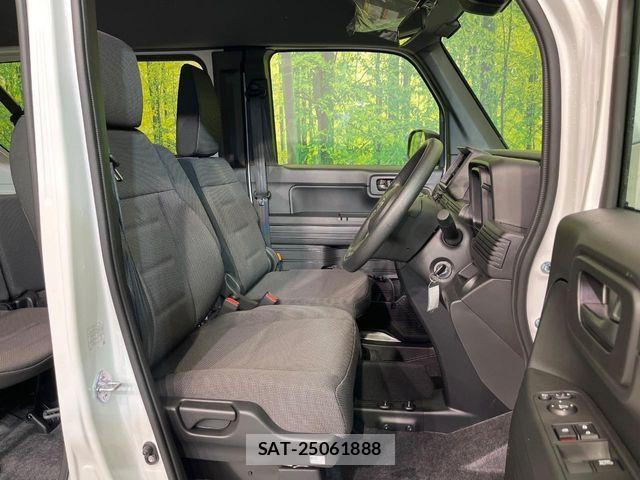 Honda N-VAN 2025-10 1446482-7