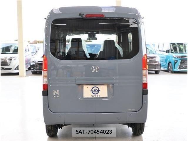Honda N-VAN 2025-11 2965197-17