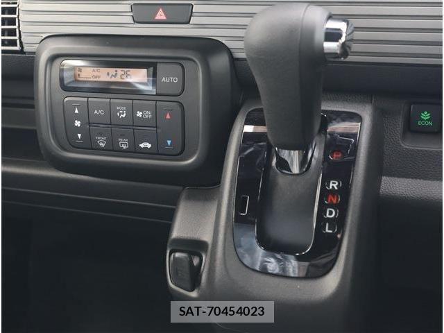 Honda N-VAN 2025-11 2965197-6