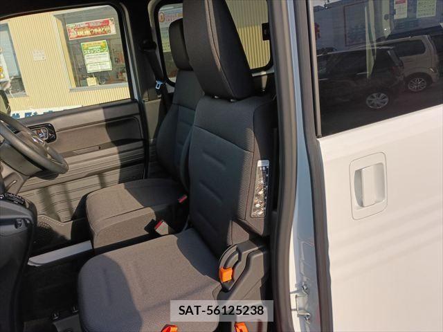 Honda N-VAN 2025-10 4140304-9