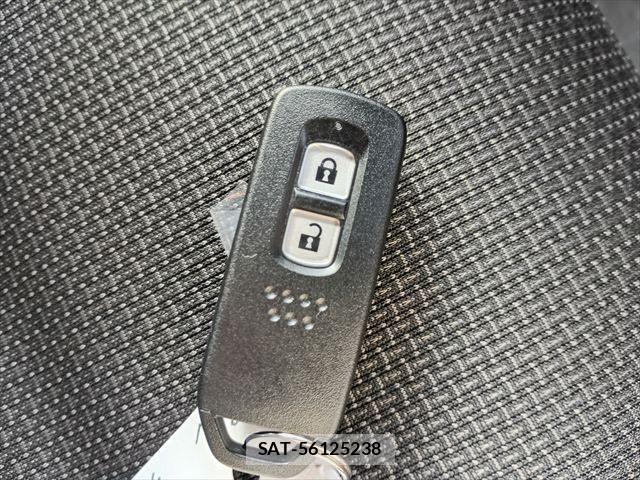 Honda N-VAN 2025-10 4140304-28