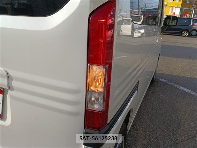 Honda N-VAN 2025-10 4140304-4