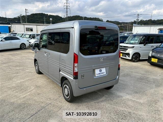 Honda N-VAN 2025-11 4372201-11