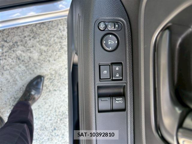 Honda N-VAN 2025-11 4372201-16