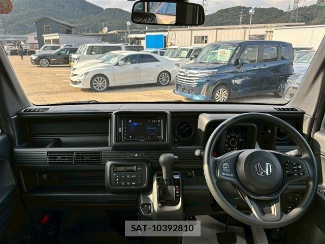 Honda N-VAN 2025-11 4372201-2
