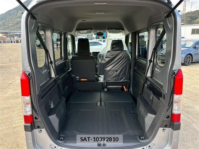 Honda N-VAN 2025-11 4372201-7