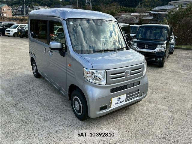 Honda N-VAN 2025-11 4372201-8