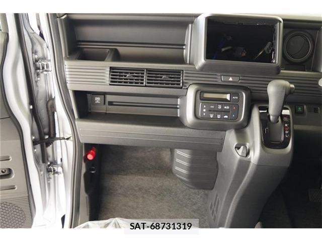 Honda N-VAN 2025-11 4598610-12
