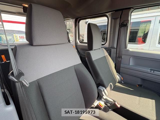 Honda N-VAN 2025-03 5874787-12