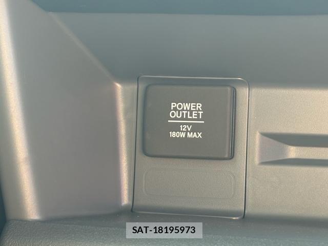 Honda N-VAN 2025-03 5874787-27