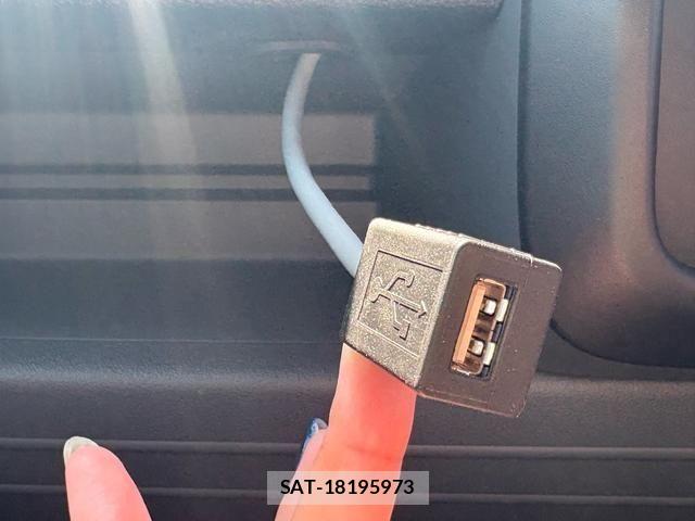 Honda N-VAN 2025-03 5874787-28