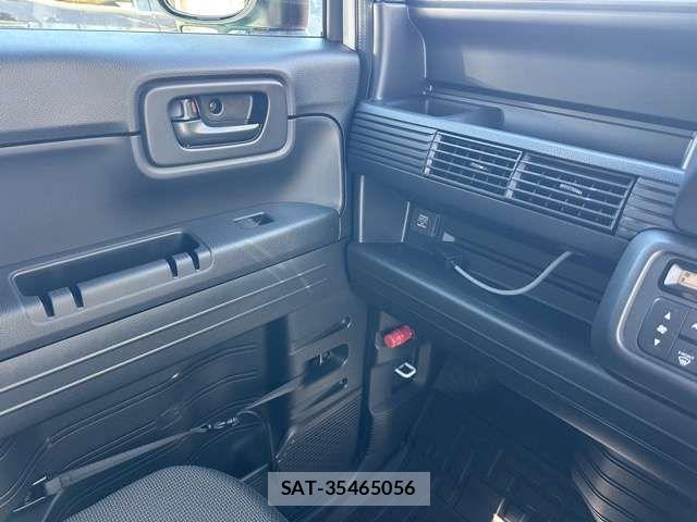 Honda N-VAN 2025-12 5874784-19