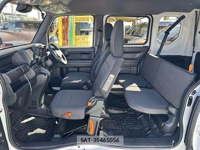 Honda N-VAN 2025-12 5874784-5