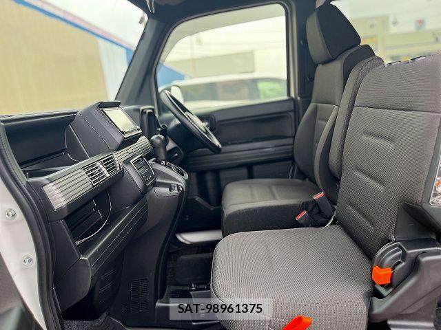 Honda N-VAN 2024-08 6218060-18