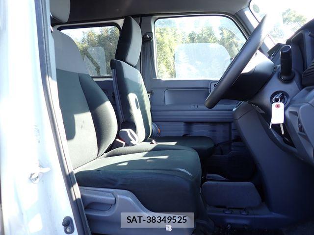 Honda N-VAN 2019-12 6265446-13
