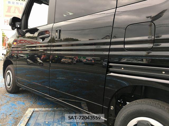 Honda N-VAN 2025-10 6546360-9